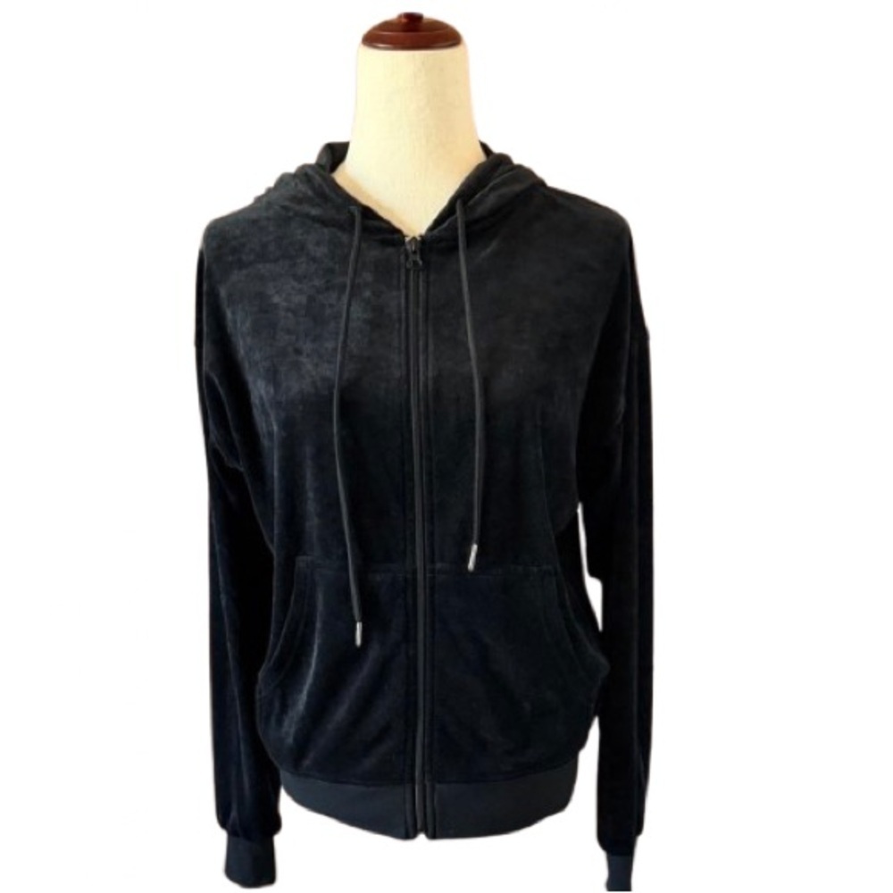 Elegant Black Velour Hoodie Medium